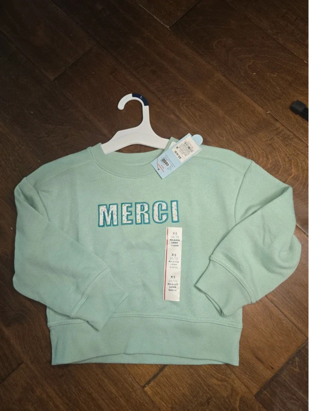 Size 4/5 brand new sweatshirt from target item 600g3
